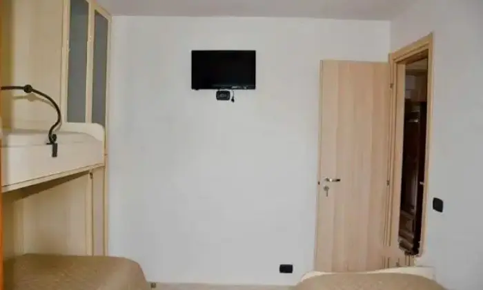 Rexer-Taranto-Bilocale-arredato-CAMERA-DA-LETTO