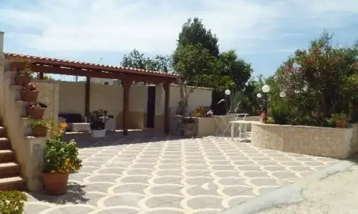Rexer-Ortelle-Appartamenti-in-borgo-antico-ESTERNO