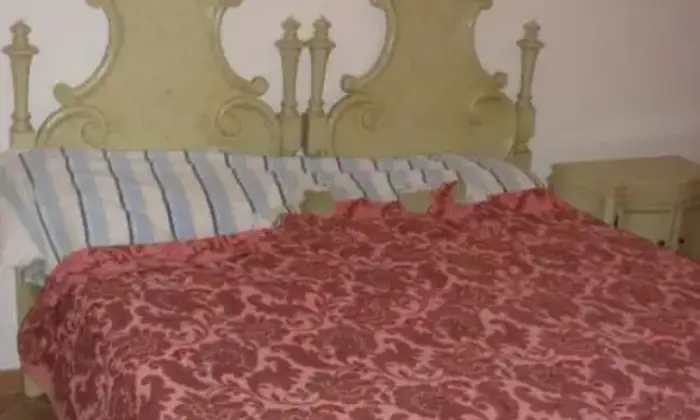 Rexer-Spongano-Bilocale-arredato-CAMERA-DA-LETTO