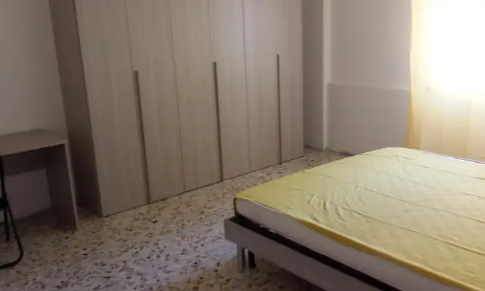Rexer-Terni-Camere-per-studenti-CAMERA-DA-LETTO