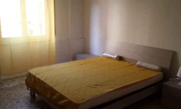 Rexer-Terni-Camere-per-studenti-CAMERA-DA-LETTO