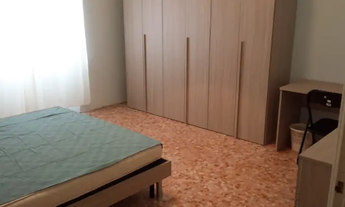 Rexer-Terni-Camere-per-studenti-CAMERA-DA-LETTO