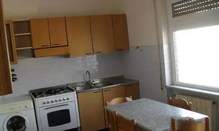 Rexer-Velletri-Attico-panoramico-CUCINA