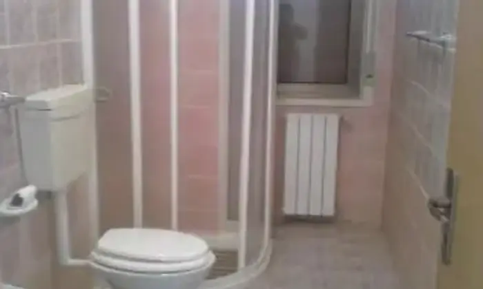 Rexer-Canicatt-Quadrilocale-in-affitto-in-via-DCirillo-Canicatt-BAGNO