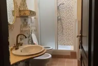 Rexer-Viterbo-Bilocale-ristrutturato-con-rifiniture-di-lusso-BAGNO