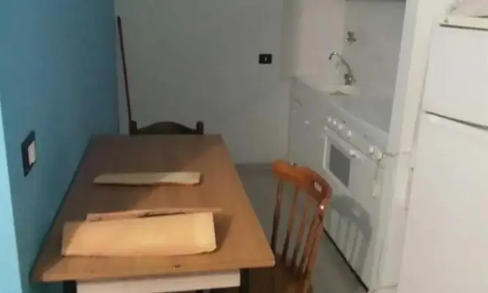 Rexer-Gela-Bilocale-in-pieno-centro-storico-CUCINA