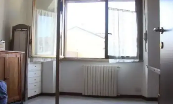 Rexer-Casatenovo-Camera-singola-CAMERA-DA-LETTO