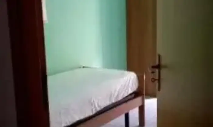 Rexer-Comiso-Appartamento-in-piccolo-condominio-CAMERA-DA-LETTO