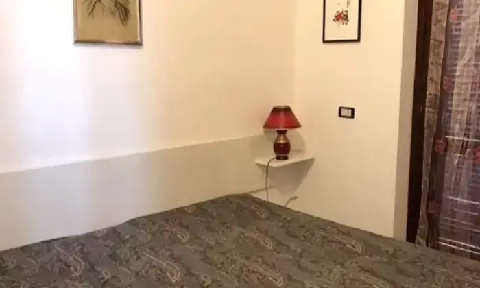 Rexer-San-Nicola-Arcella-Villetta-Livelli-con-giardino-e-piscina-CAMERA-DA-LETTO