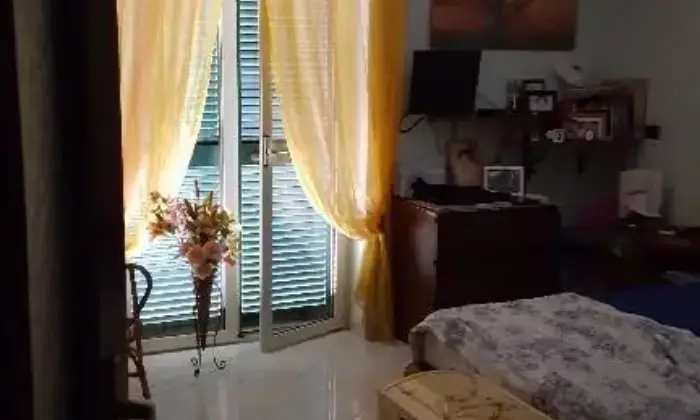 Rexer-Calvizzano-LOCASI-APPARTAMENTO-CAMERA-DA-LETTO