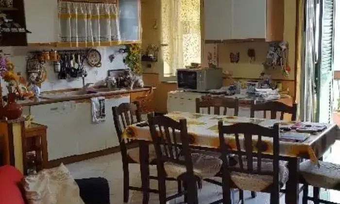 Rexer-Calvizzano-LOCASI-APPARTAMENTO-CUCINA