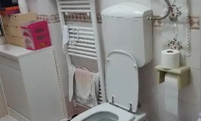 Rexer-Calvizzano-LOCASI-APPARTAMENTO-BAGNO