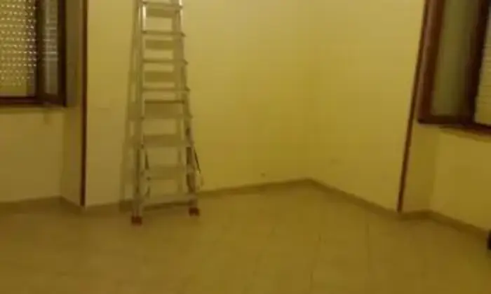 Rexer-Napoli-Locale-per-studio-o-ufficio-SALONE
