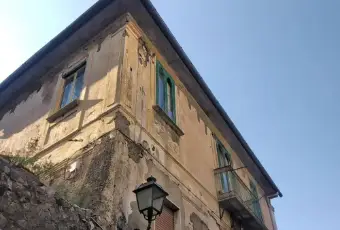 Rexer-Solofra-Palazzo-Stabile-via-Francesco-Guarino-Solofra-Esterno-fabbricato