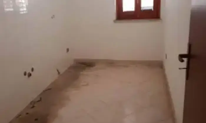 Rexer-San-Gregorio-Magno-Trilocale-via-San-Vito-San-Gregorio-Magno-CUCINA