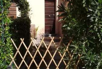 Rexer-Cascina-Porzione-di-terratetto-GIARDINO