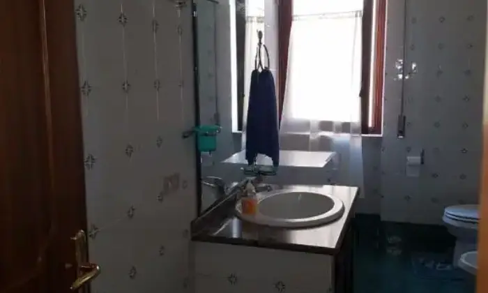 Rexer-Pizzo-Appartamento-uso-foresteria-BAGNO