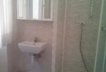 Rexer-Trieste-Appartamento-con-camere-e-bagni-BAGNO
