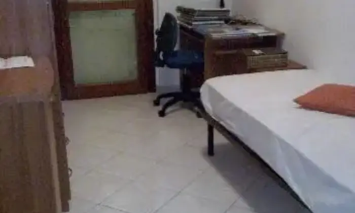 Rexer-Pescara-Stanza-in-affitto-per-studenti-CAMERA-DA-LETTO