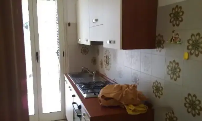 Rexer-Pescara-Camere-doppia-in-Pescara-centro-euro-CUCINA