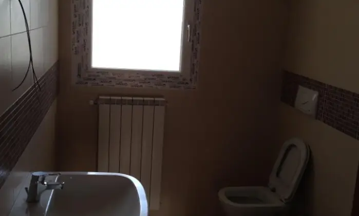 Rexer-LAquila-Bilocale-in-affitto-LAquila-BAGNO