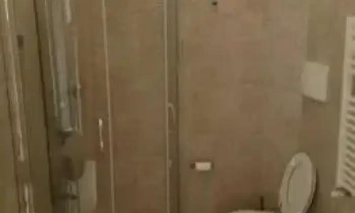 Rexer-LAquila-Appartamento-in-centro-BAGNO