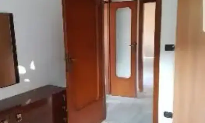Rexer-Pescara-Affitto-di-trilocale-in-via-Fonte-Romana-Ospedale-Pescara-CAMERA-DA-LETTO