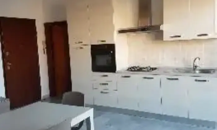 Rexer-Pescara-Affitto-di-trilocale-in-via-Fonte-Romana-Ospedale-Pescara-CUCINA