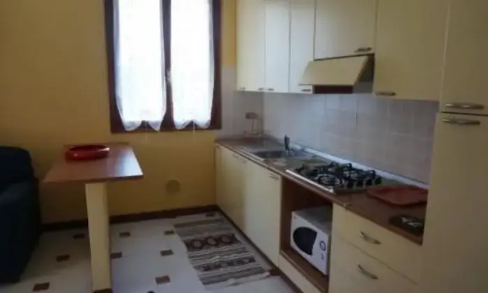 Rexer-Molinella-POSTI-LETTO-IN-VILLA-APPARTAMETO-PIAN-TERRENO-CUCINA