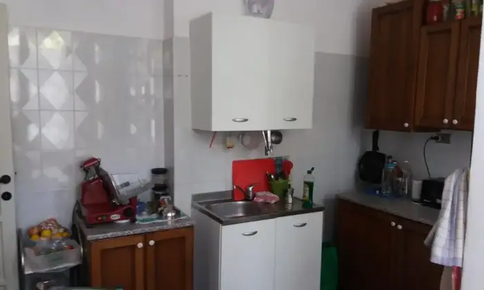 Rexer-Pisa-Camera-doppia-vicino-Polo-Fibonacci-CUCINA
