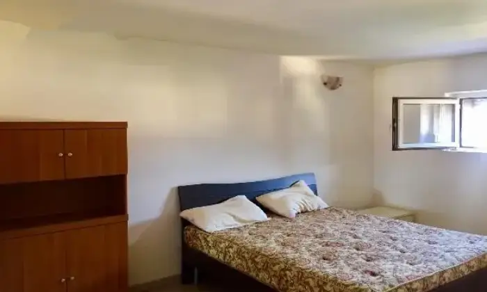 Rexer-LAquila-Camera-in-affitto-CAMERA-DA-LETTO