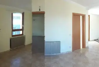 Rexer-Capo-di-Ponte-Quadrilocale-ristrutturato-SALONE