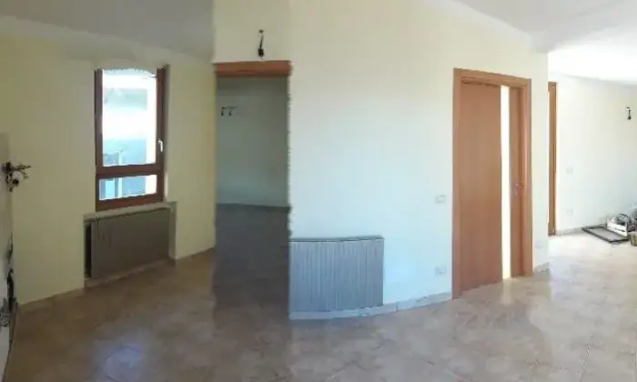 Rexer-Capo-di-Ponte-Quadrilocale-ristrutturato-SALONE