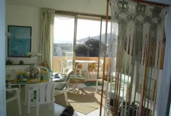 Rexer-La-Maddalena-Appartamento-per-vacanza-SALONE-con-angolo-cottura