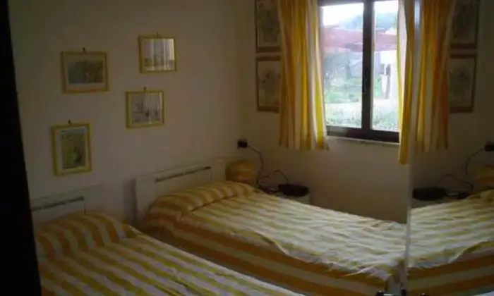 Rexer-La-Maddalena-Appartamento-per-vacanza-CAMERA-DA-LETTO