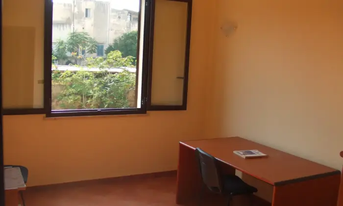 Rexer-Marsala-Appartamento-Arredato-con-veranda-a-Marsala-centro-CAMERA-DA-LETTO