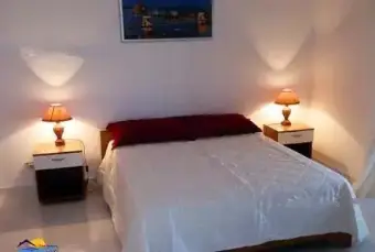 Rexer-Sciacca-Appartamento-con-vista-sul-porto-turistico-Sciacca-CAMERA-DA-LETTO