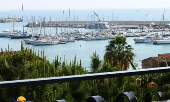 Rexer-Sciacca-Appartamento-con-vista-sul-porto-turistico-Sciacca-TERRAZZO