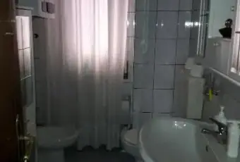 Rexer-Enna-Appartamento-al-piano-in-via-Torre-di-Federico-BAGNO