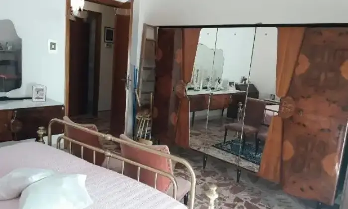 Rexer-Enna-Appartamento-al-piano-in-via-Torre-di-Federico-CAMERA-DA-LETTO