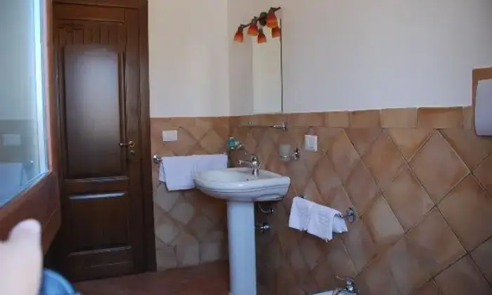 Rexer-Campofelice-di-Roccella-Bilocale-arredato-con-terrazzo-BAGNO