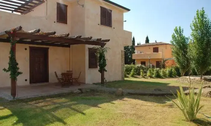 Rexer-Campofelice-di-Roccella-Trilocale-arredato-con-giardino-ALTRO