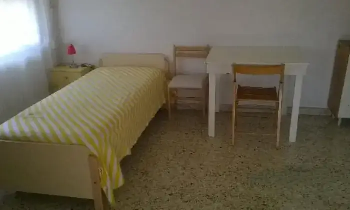 Rexer-Catania-Camera-in-affitto-CAMERA-DA-LETTO