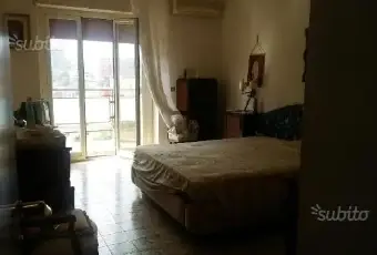 Rexer-Messina-Viale-dei-Tigli-pentavani-CAMERA-DA-LETTO