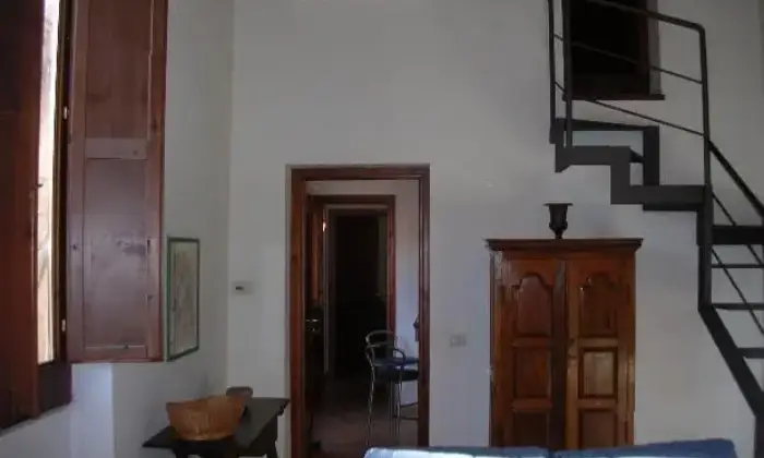 Rexer-Palermo-Elegante-appartamento-arredato-SALONE