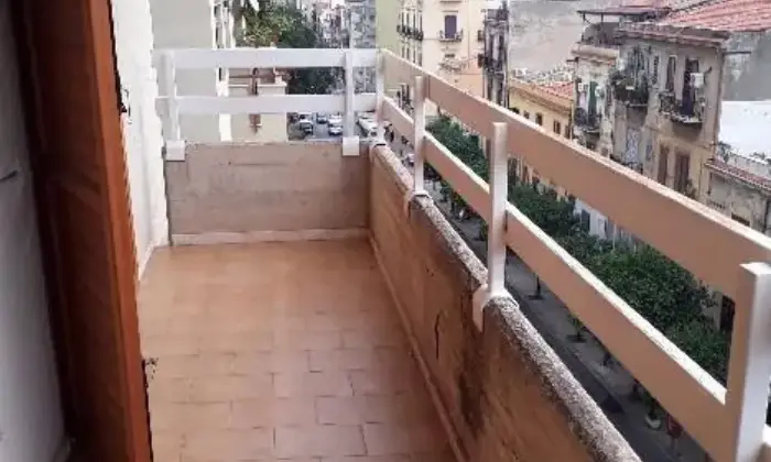 Rexer-Palermo-Via-Dante-triquadrivani-TERRAZZO