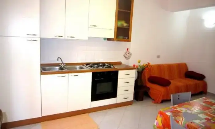 Rexer-Marsala-Appartamento-in-centro-con-parcheggio-CUCINA