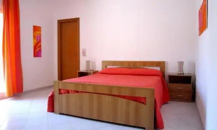Rexer-Marsala-Appartamento-in-centro-con-parcheggio-CAMERA-DA-LETTO