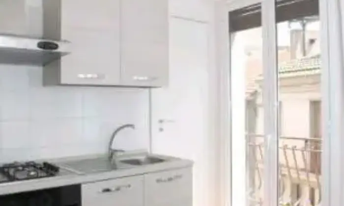 Rexer-Ragusa-Piccolo-bilocale-recentemente-ristrutturato-CUCINA