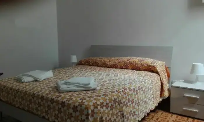 Rexer-Ragusa-Piccolo-bilocale-recentemente-ristrutturato-CAMERA-DA-LETTO